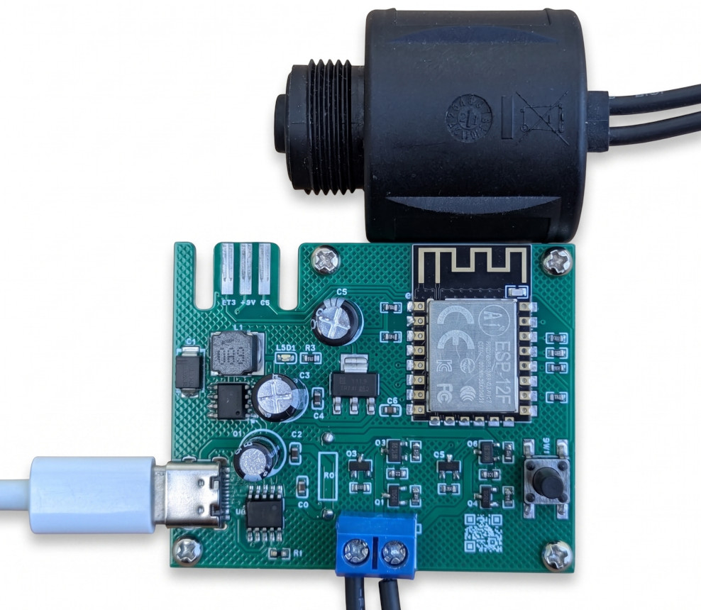 USB-C sprinkler solenoid driver prototype with ESP8266 and discrete H-bridge